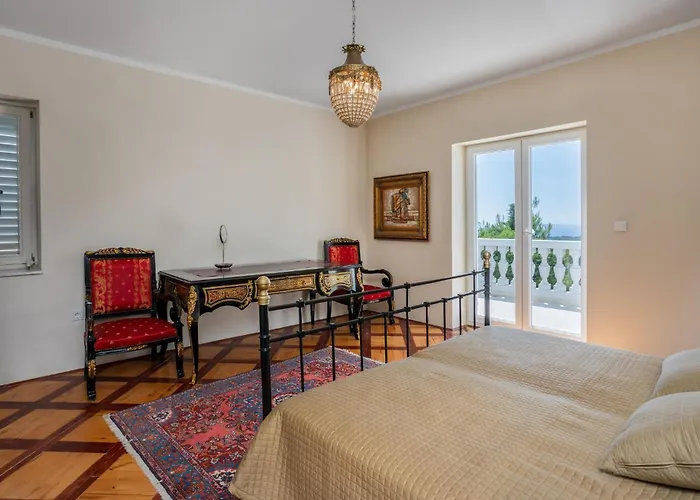 6 Bedroom Lovely In Rab Palit