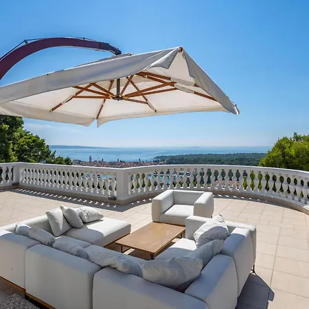 6 Bedroom Lovely In Rab Tatil Evi *