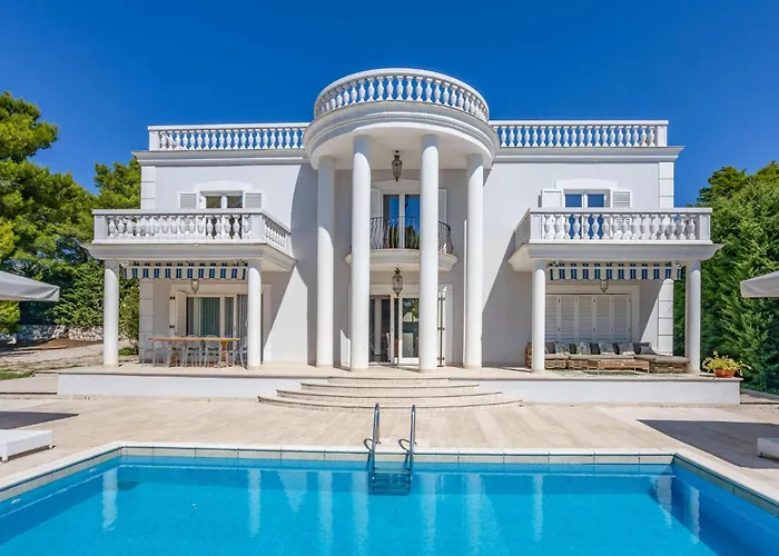 6 Bedroom Lovely In Rab Дом отдыха *