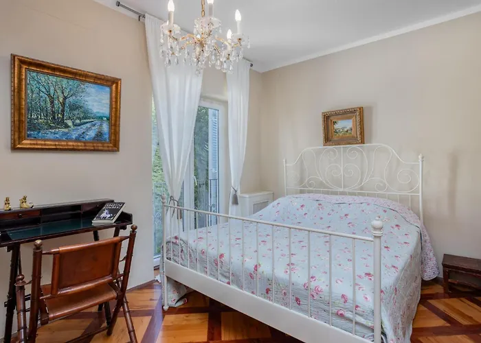 6 Bedroom Lovely In Rab * Palit