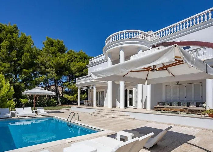 Дом отдыха 6 Bedroom Lovely In Rab *
